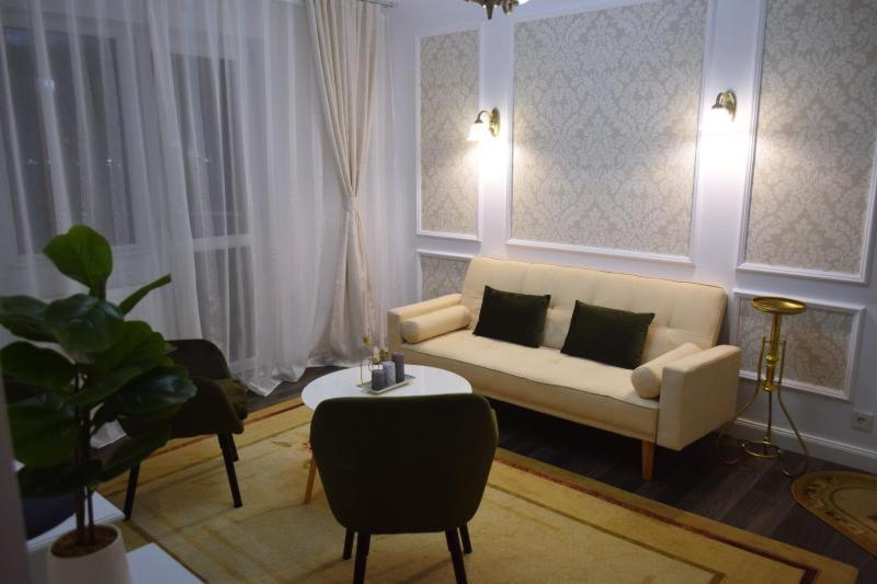 Apartament Thea Apartment Fagaras Ngoại thất bức ảnh
